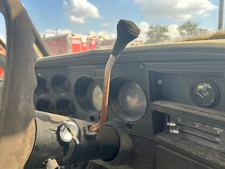 #10590-•-*inop-1985-chevrolet-d30-military-postal-unit-4x4-pickup-1gchd34jxff373404-inv#10590-image-48