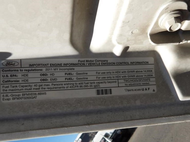 2011-ford-f550-image-10