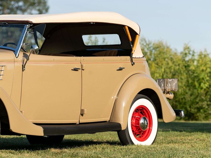 1935-ford-deluxe-phaeton-image-20