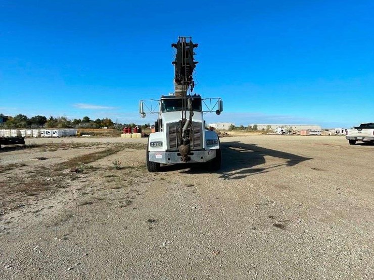 2015-kenworth-t800-image-18