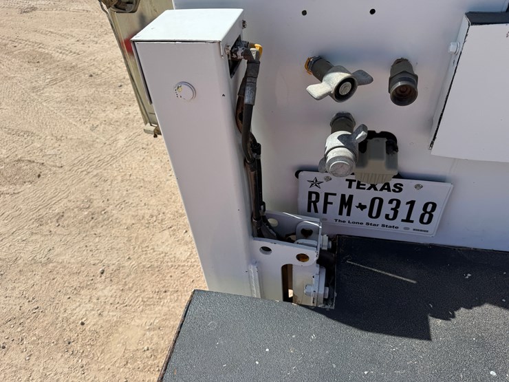 2010-international-durastar-4400-image-14
