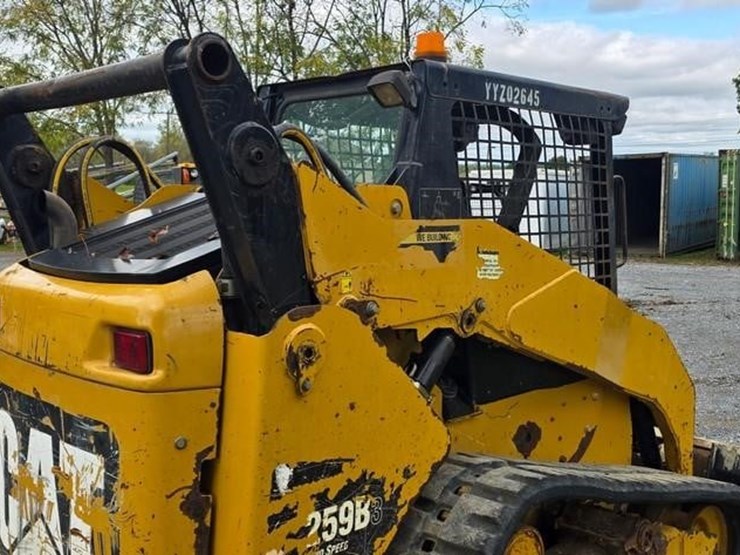 2012-caterpillar-259b3-image-24