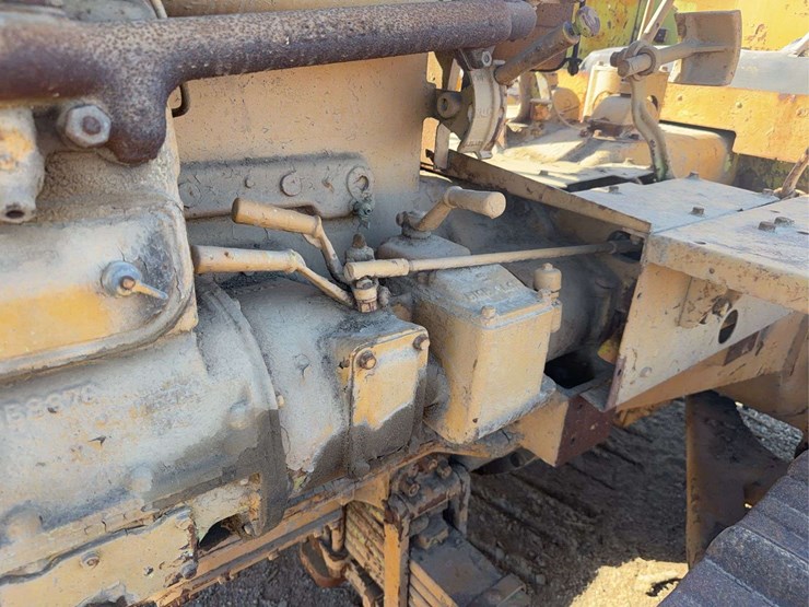caterpillar-d7-image-23
