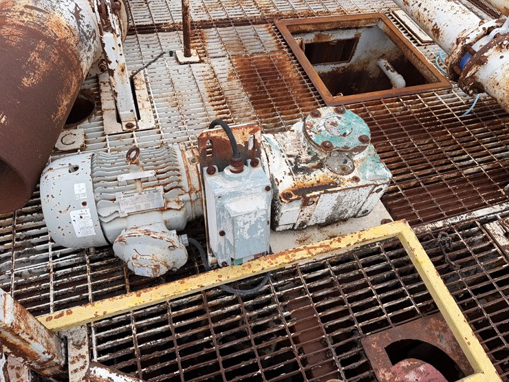 3-comp.-drilling-mud-tank-image-11