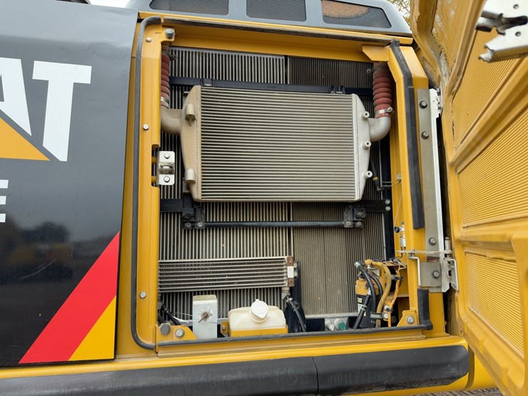 2012-caterpillar-329el-image-32