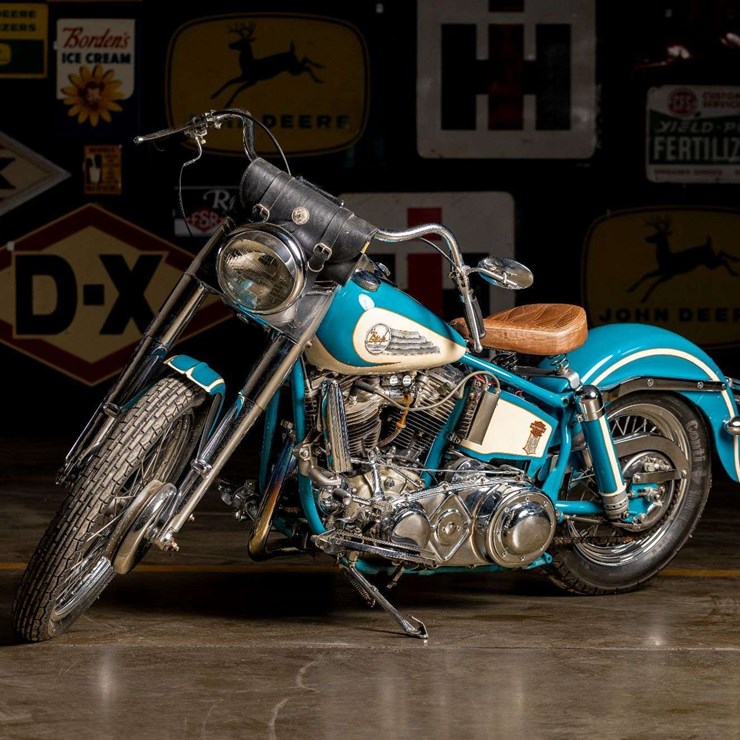 1958 Panhead Harley-Davidson FH "Duo Glide" V-Twin