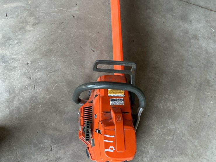 #119-•-2022-husqvarna-395xp-chainsaw-image-2