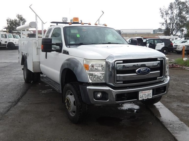 2011-ford-f550-image-2