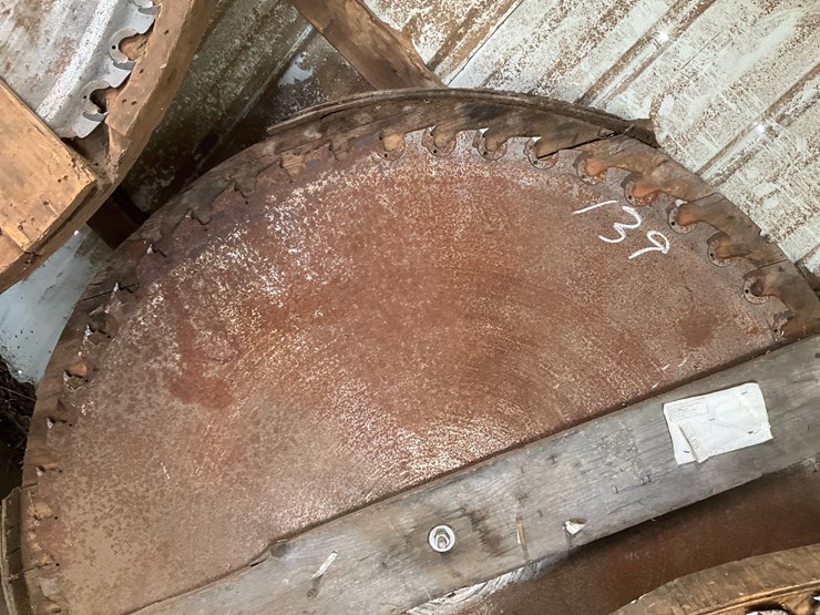 #139-•-56”-circular-saw-blades-image-2