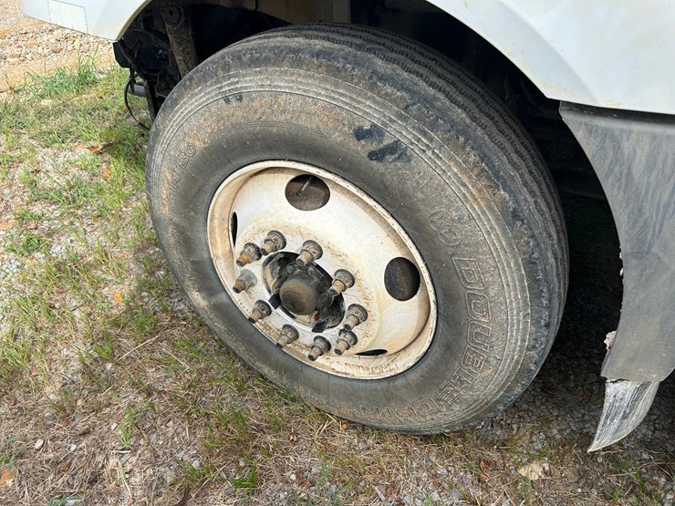 2013-international-prostar-image-12