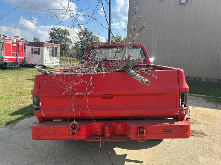 #10590-•-*inop-1985-chevrolet-d30-military-postal-unit-4x4-pickup-1gchd34jxff373404-inv#10590-image-18