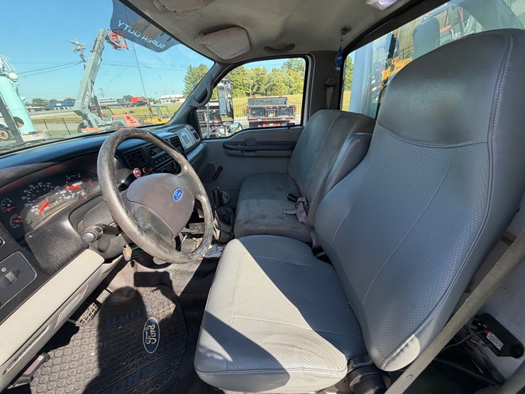 2008-ford-f650-image-31
