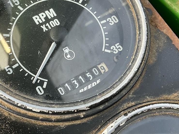 deere-335c-image-19