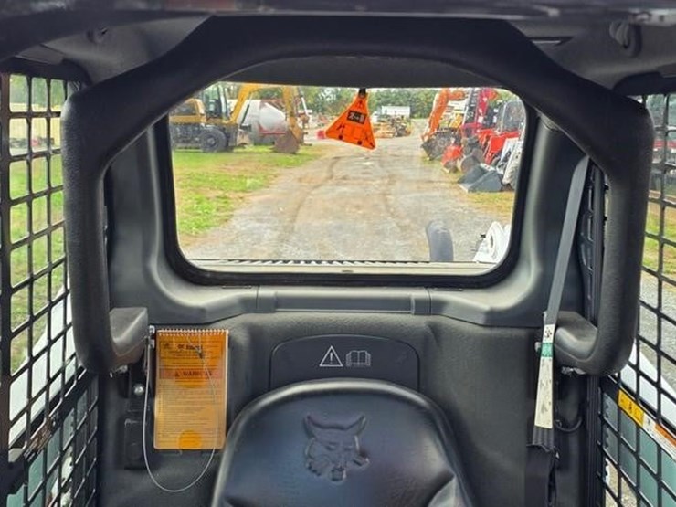 2018-bobcat-s550-image-46