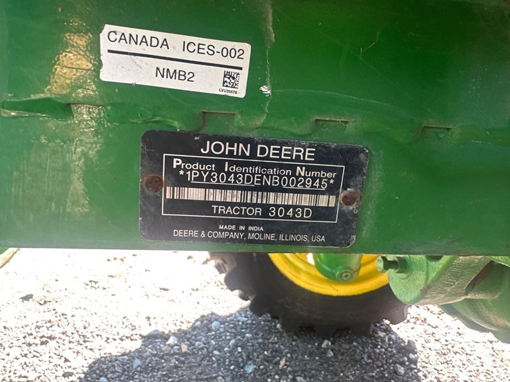 2022-john-deere-3043d-image-13