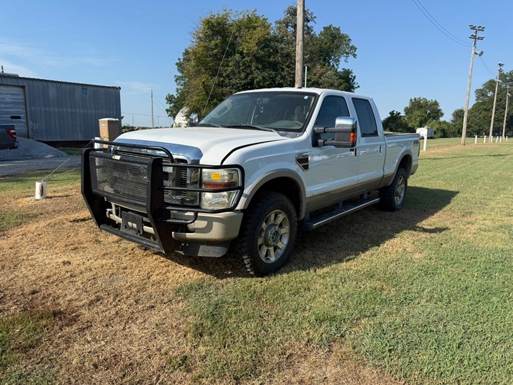 2010-ford-f350-image-1