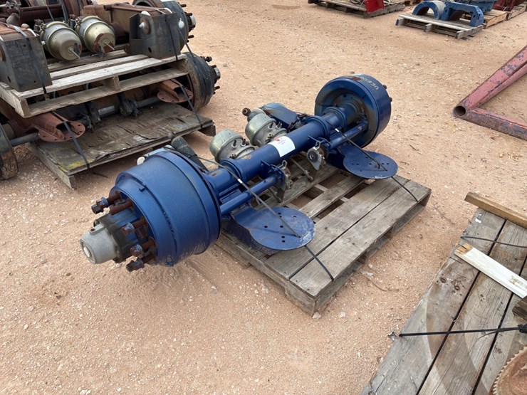 (2)-used0312-trailer-axles-image-3