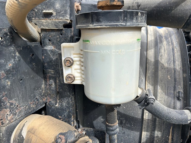 2013-international-prostar-image-52