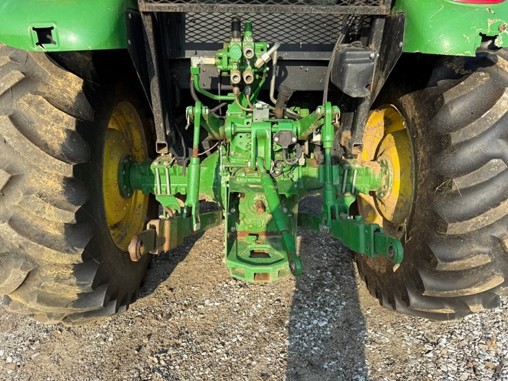 2019-john-deere-5090e-image-24