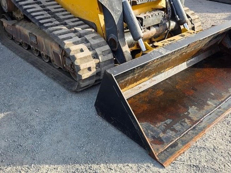 2019-deere-333g-image-6