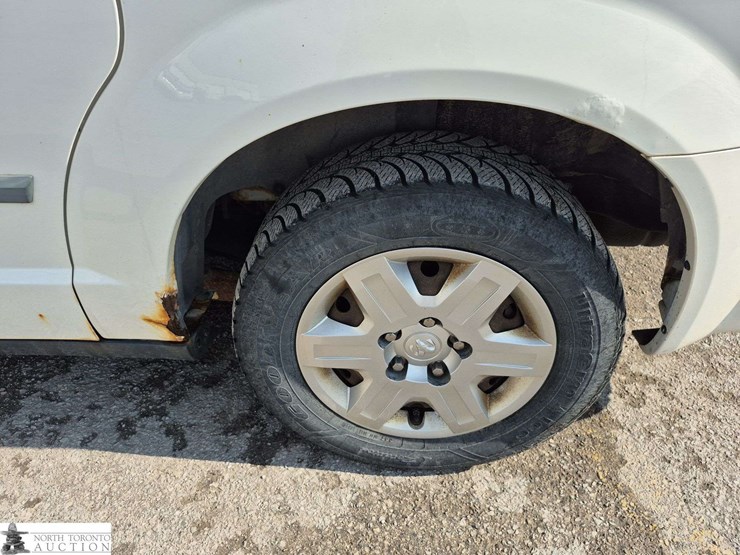 2010-dodge-grand-caravan-image-21