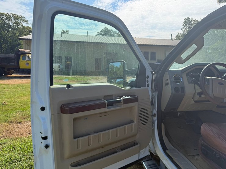 2010-ford-f350-image-88