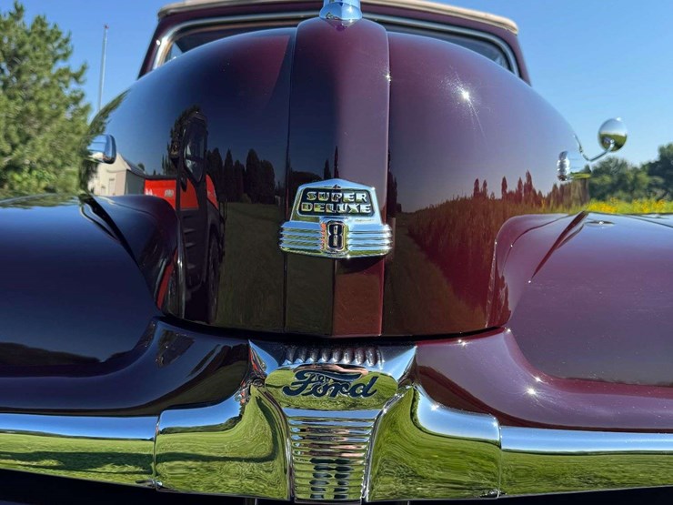1947-ford-super-deluxe-sportsman-image-90