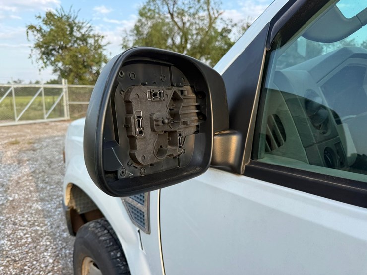 2008-ford-f250-image-27