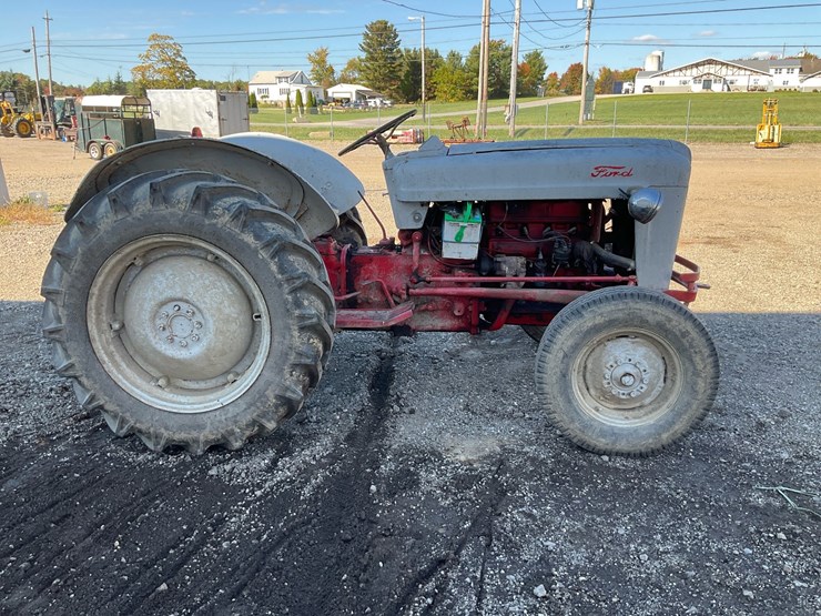ford-600-image-6