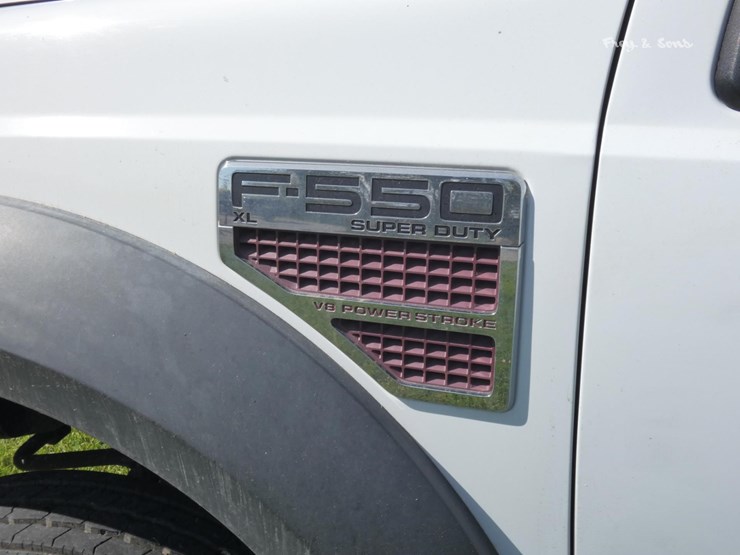 ford-f550-image-5