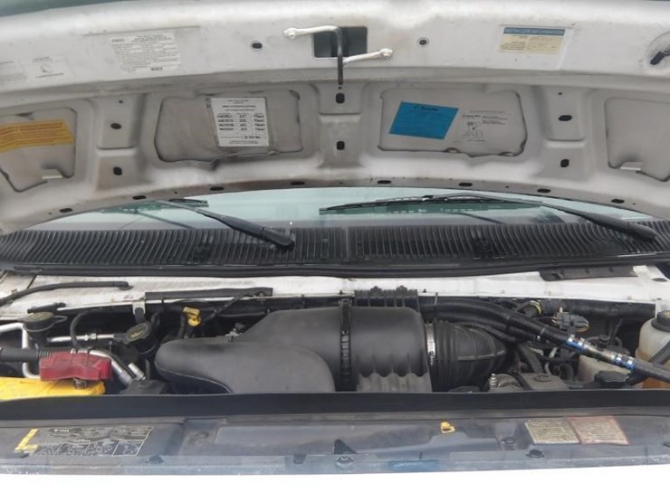 2016-ford-e450-image-10