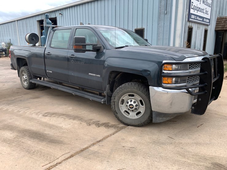 2019-chevrolet-silverado-2500hd-image-5