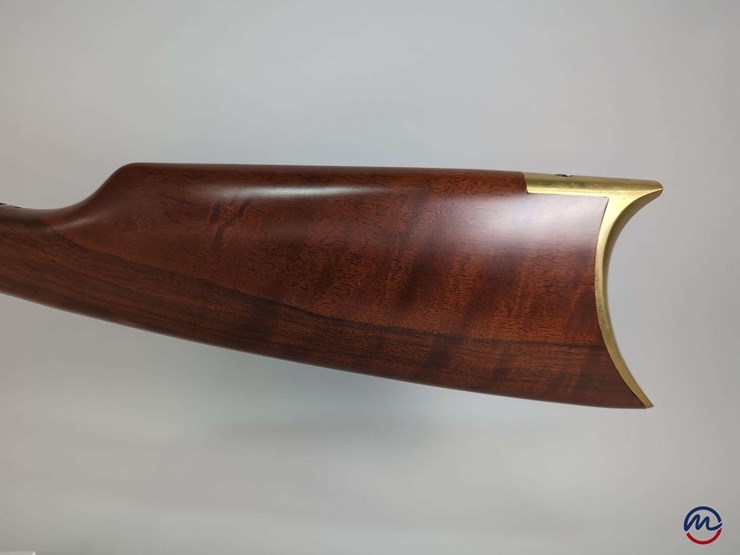 a.-uberti/-taylor's-&-co-american-carbine-.44-40-6-shot-revolving-carbine-rifle-sn#-uz3752,-manual,-in-original-box-image-5