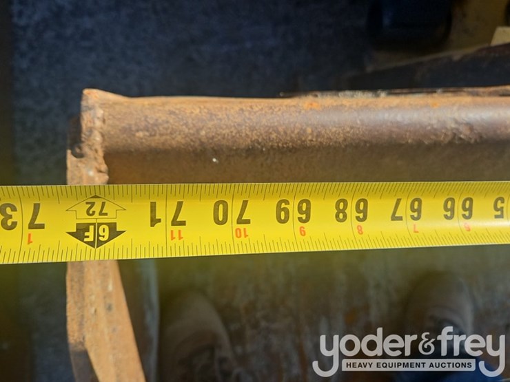 2019-deere-333g-image-38