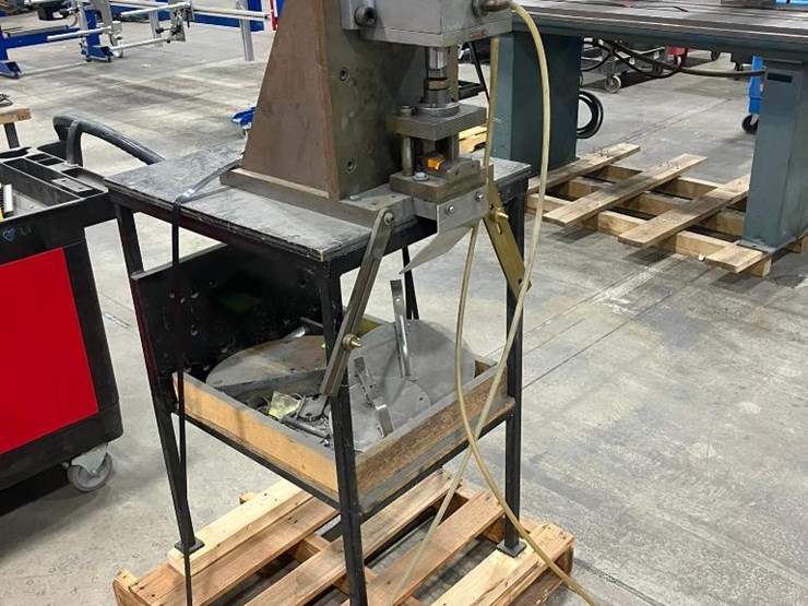 sheffer-punch-spinner,-pneumatic,-foot-pedal-control-image-2