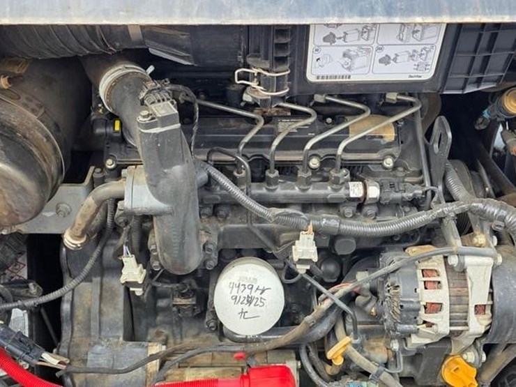 2019-bobcat-s595-image-42