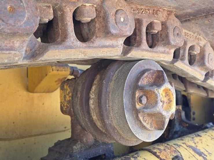 2021-caterpillar-d3-image-38