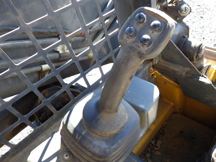 deere-318g-image-29