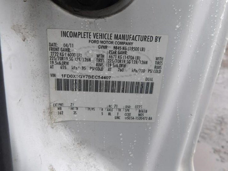 2011-ford-f550-image-23