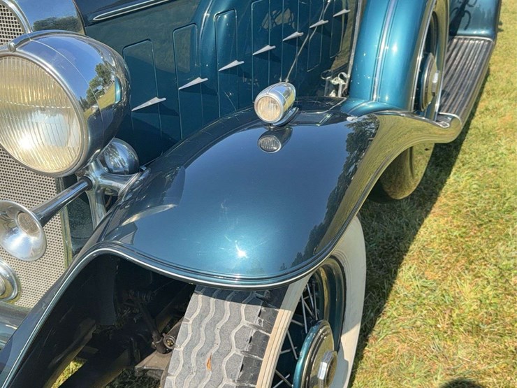 1932-cadillac-v-16-fleetwood-image-16