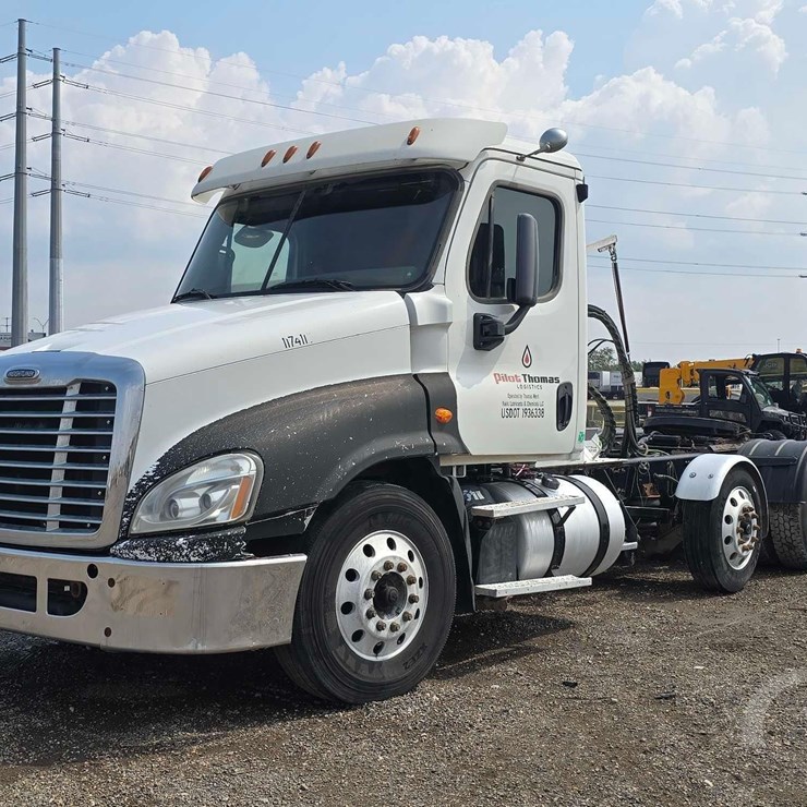 2018 FREIGHTLINER CASCADIA 125