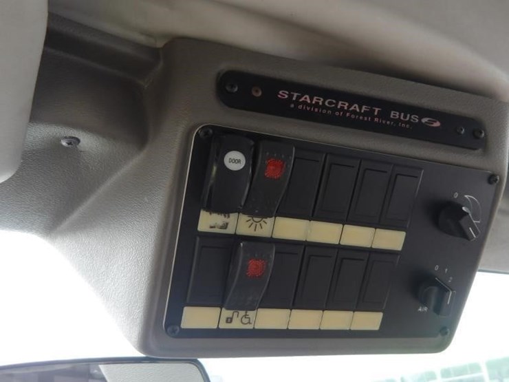 2016-ford-e450-image-23