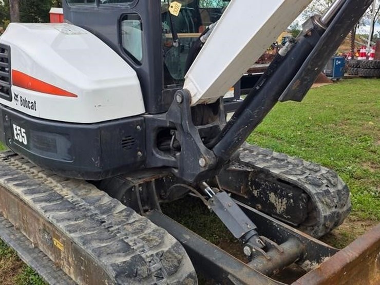 2019-bobcat-e55-image-35