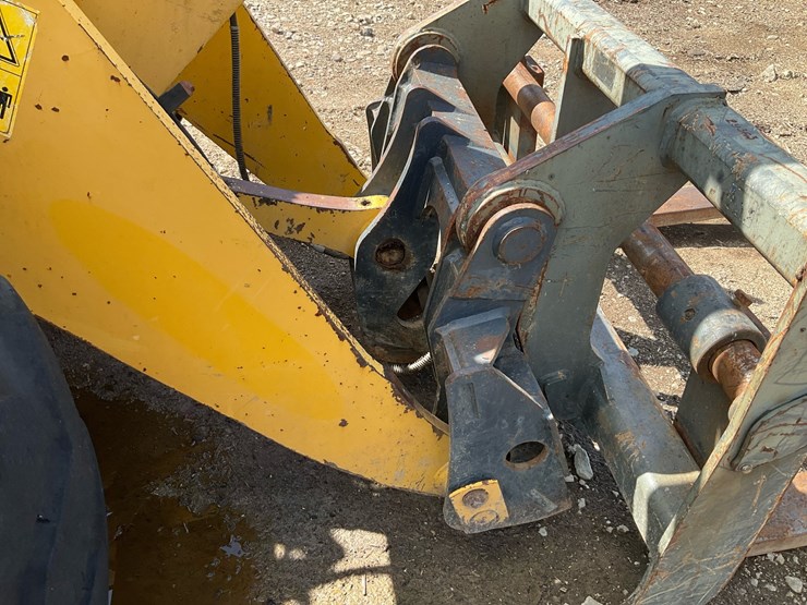 2016-komatsu-wa200-7-image-51