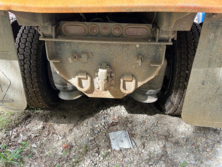 2013-international-prostar-image-27