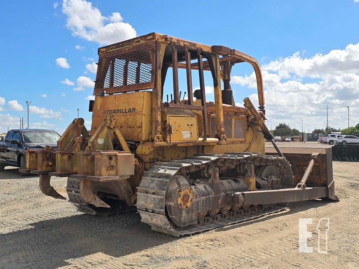 caterpillar-d6d-image-3