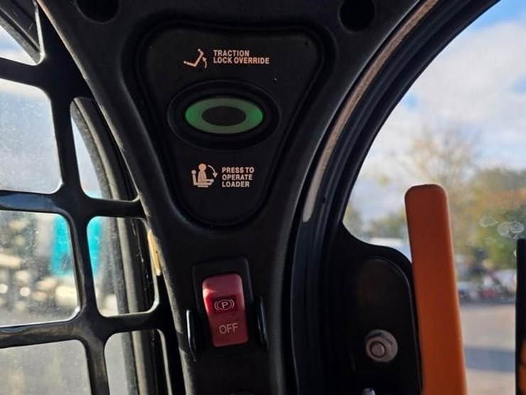 2018-bobcat-s550-image-52