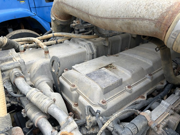 2013-international-prostar-image-56