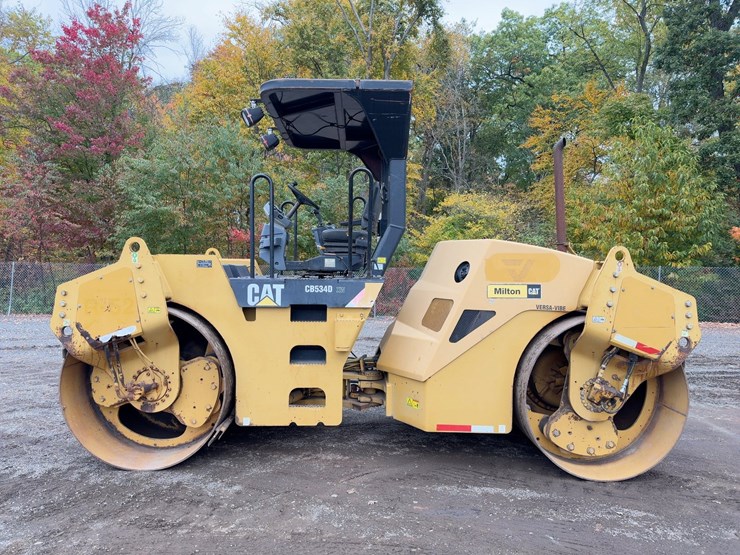 2008-caterpillar-cb-534dxw-image-2
