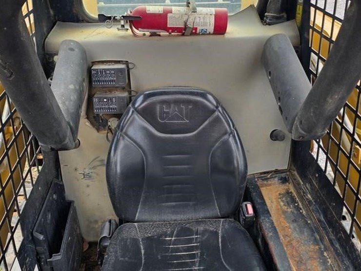 2012-caterpillar-259b3-image-47